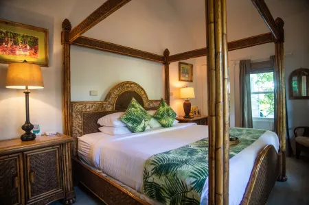 Andrews Inn & Garden Cottages
