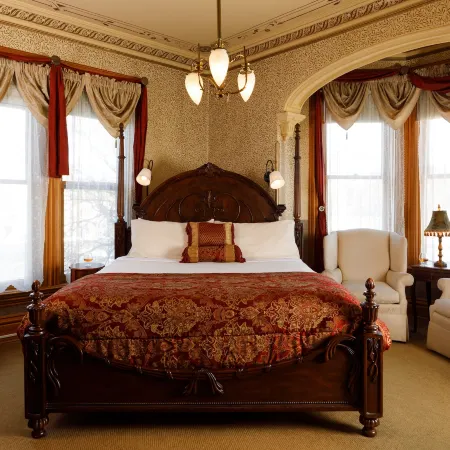 The Kalamazoo House Downtown Hotel and Suites