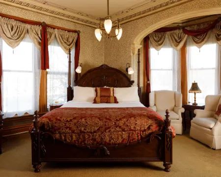 The Kalamazoo House Downtown Hotel and Suites Hotels in Kalamazoo