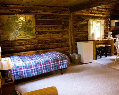 Midnight Sun Log Cabins Hotels in Moose Pass