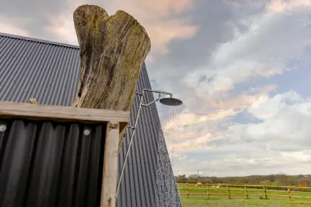 The Tri-pod Отели в г. Ллануэног