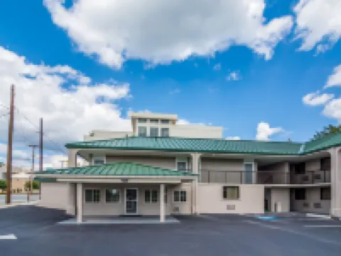 The Townhouse Inn Hotels in High Point