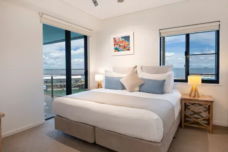Darwin Waterfront Luxury Suites