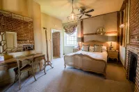 The Farmhouse at Redcoats Hotels in 