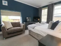 Nithen Lodge Hotels in Chinley