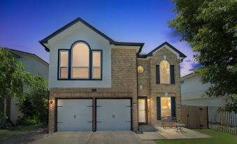 Prime Round Rock, Tx Getaway 4 Bedroom Home