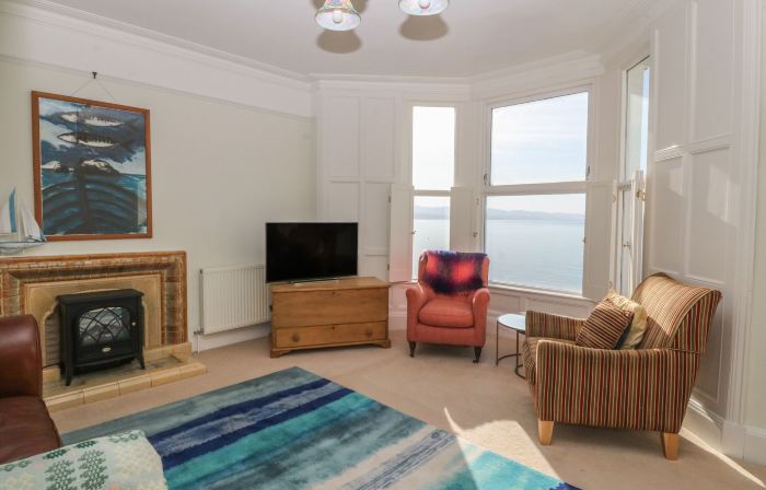 11 Marine Terrace