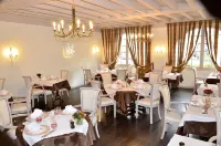 Logis Hôtel & Restaurant du Sauvage Hotels in La Ferte-Gaucher