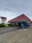 Gray Plaza Motel West Frankfort فنادق في كريستوفر