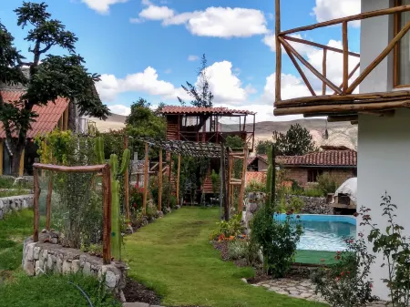 Casa de Campo Inkarumis-House Отели в г. Урубамба