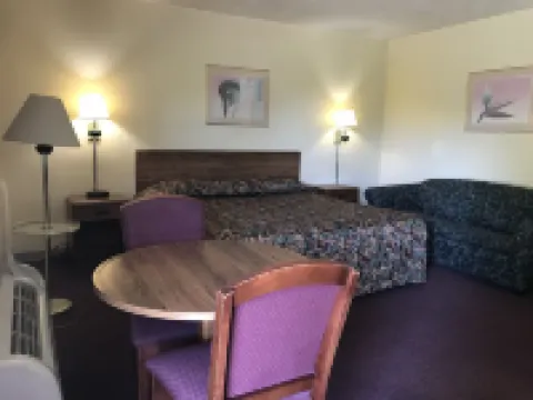 Allenwood Motel