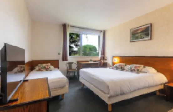 ホテル ラ ボンバルディア