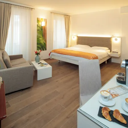 Hotel America