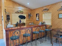 Dog-Friendly the Lodge Home Các khách sạn ở Cable