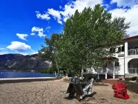 Sandy Beach Suites Hotels in Osoyoos