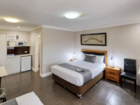 Country Leisure Motor Inn Hotels in Dubbo
