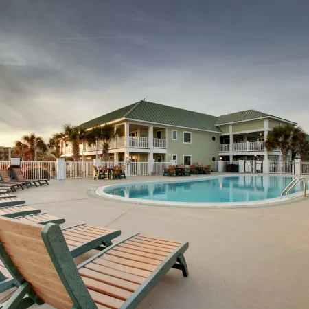 Islander Hotel & Resort