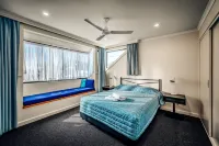 Riverside Holiday Resort Urunga Hotels in Bellingen