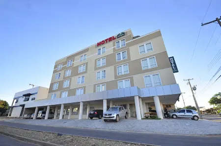 Jalapão Hotel Отели в г. Палмас