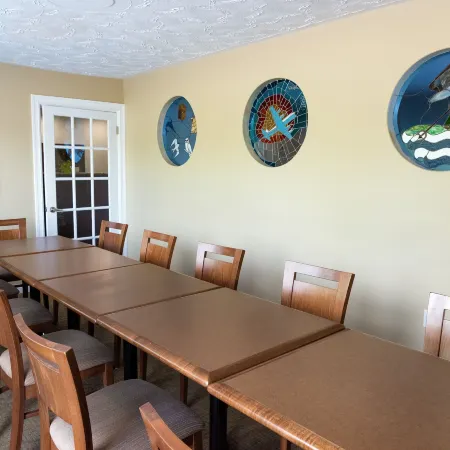 Aurora Inn