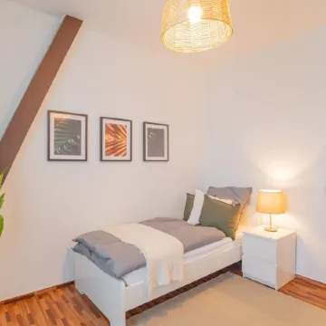 Spacious Apartment in Strausberg - Sleeps 6