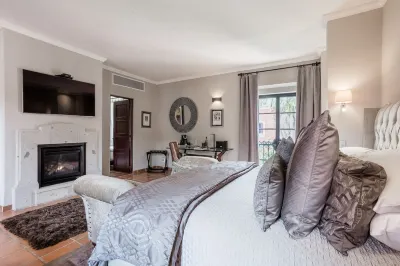 Artesana Luxury Villa