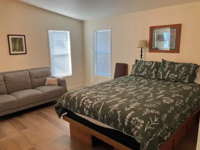 Hayden’s Green Acres on Big Fall Creek, 3BR 2Bath including River Front Access