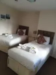 The Queens Head Hotels near Stratford-upon-Avon Railway Station