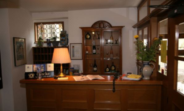 Glocke Weingut Und Hotel