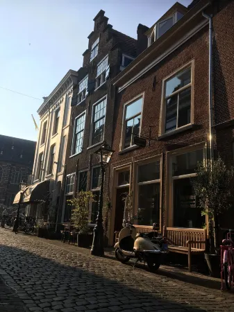 ExLibris Boutique Hotel Отели рядом с достопримечательностью «Лейденський ботанічний сад»