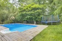 Hamptons Vacation Rental w/ Salt Water Pool - sul mare