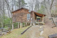 Peaceful Bryson City Cabin - Fire Pit and Hot Tub! - Pet friendly