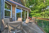 Tenn River Cabin w/ Hot Tub - 10 Mi to Chattanooga - Pet friendly