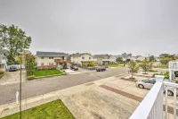 Brigantine Condo w/ Gas Grill - Walk to Beach! - Apartments