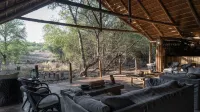 Mashatu Tent Camp - Mashatu Game Reserve