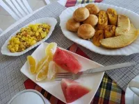 Retreat Guesthouse Luxury Suites - Bữa sáng