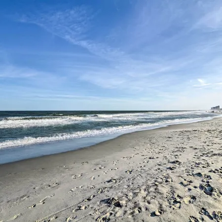 Walk to Surfside Beach: Studio w/ Covered Balcony