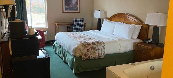 Hometown Inn Indian River Hotels in Cheboygan County