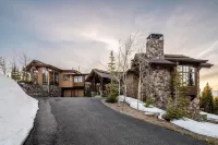 7 Renegade Rd 6 Bedroom Home by Moonlight Basin Lodging - 4-Star