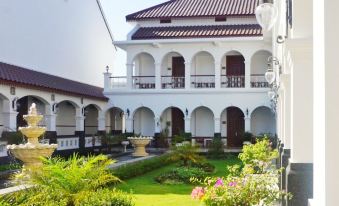 Daroessalam Syariah Heritage Hotel