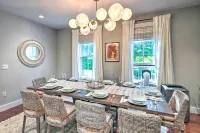 Walk to Lake & Downtown: Hot Tub and Game Room - 3-Star