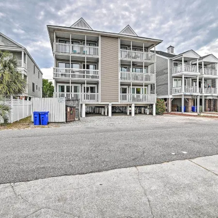 Surfside Beach Couples Retreat w/ Balcony!