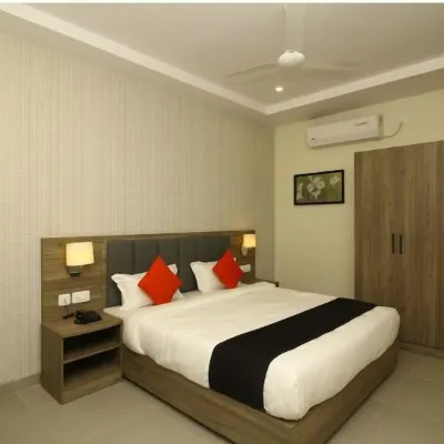 โรงแรม Sindhura Grand โรงแรมใกล้วัดเปดดัมมา