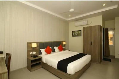 โรงแรม Sindhura Grand โรงแรมใกล้วัดอัษฏลักษมี