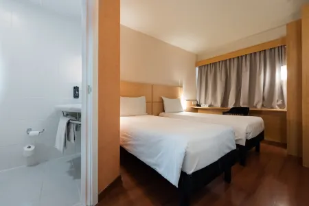 ibis Porto Alegre Moinhos de Vento