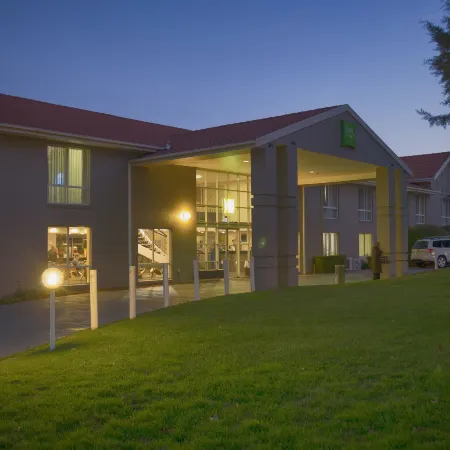 Ibis Styles Canberra