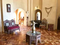 Djorff Palace - parking