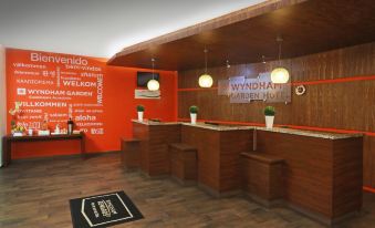 Wyndham Garden Guadalajara Acueducto