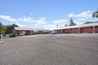 Whalers Rest Motor Inn - Motels