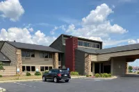 Quality Inn & Suites Hotels in Goshen